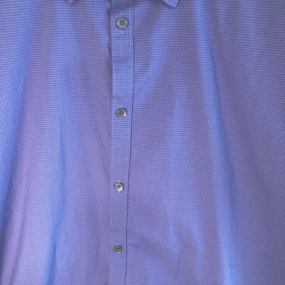 Calvin Klein Non-Iron Blue Button Down Long Sleeve Shirt - Picture 2 of 3
